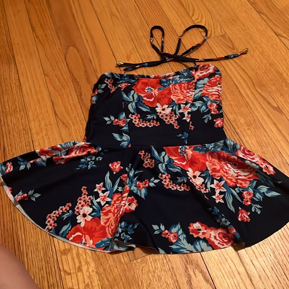 Super soft cute modest takini top